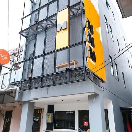 M Cabin Karawaci Binong エクステリア 写真