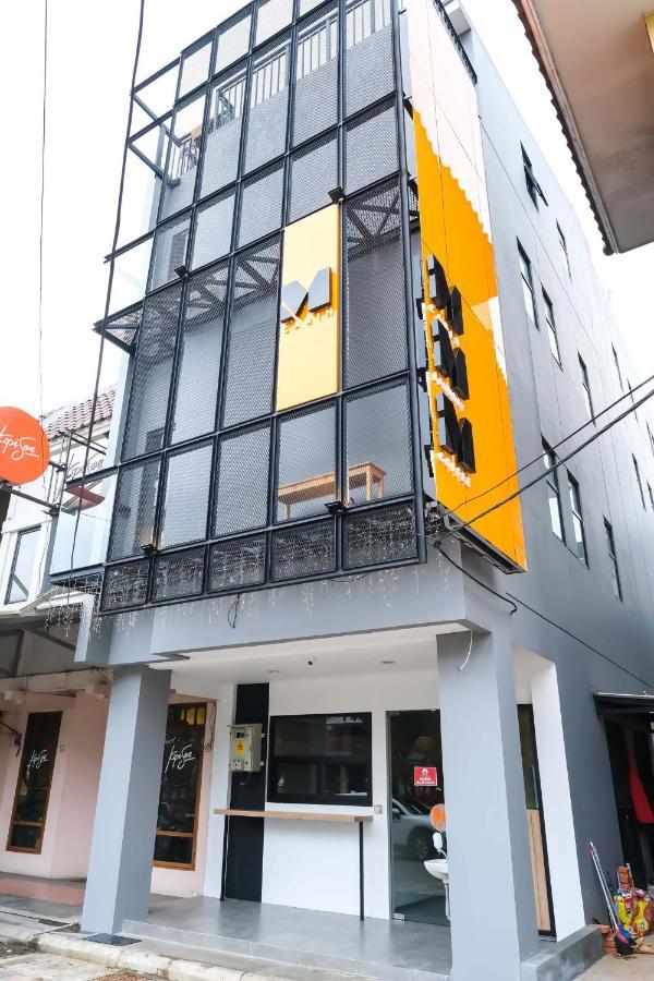 M Cabin Karawaci Binong エクステリア 写真
