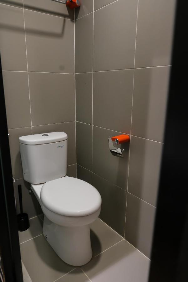 M Cabin Karawaci Binong エクステリア 写真